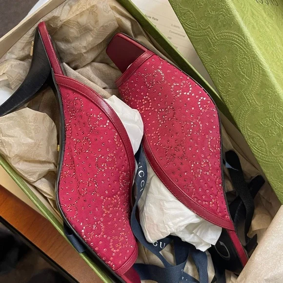 Gucci GG Crystal Pink Slide Sandals - Picture 3 of 8